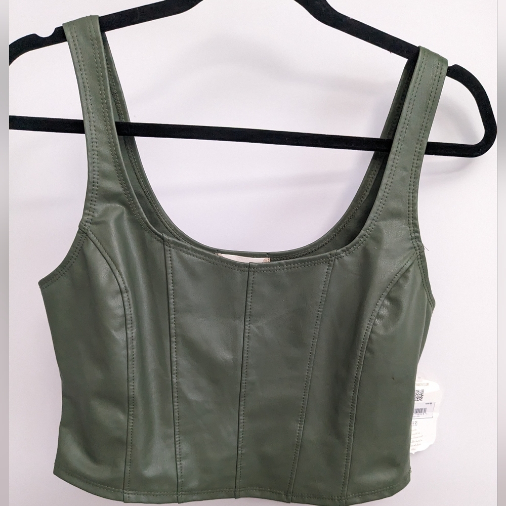 Altar'd State NWT tank